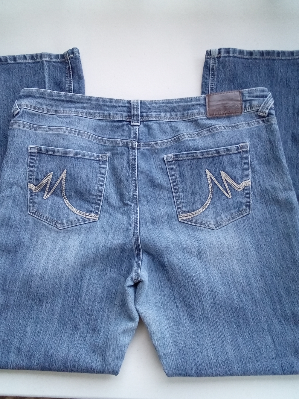 Maurices Women’s Light Wash Straight Leg Denim Jeans - Size 15/16
